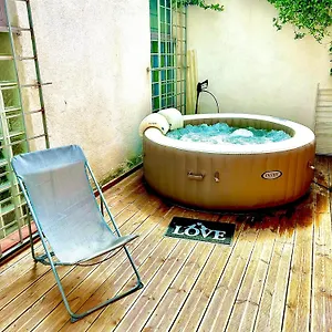 cosy-t2-avec-patio-et-jacuzzi.midi-pyreneeshotels.com/