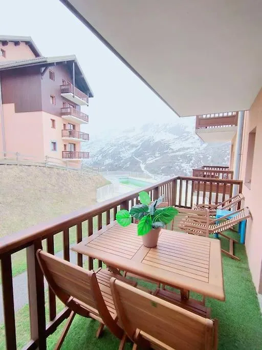 Appartement Superbe T2, à 100 mètres des pistes, piscine d'été à Valmeinier