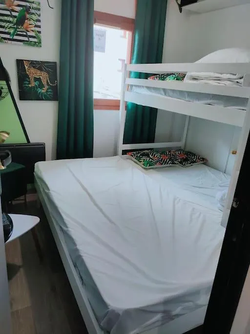 Appartement Superbe T2, à 100 mètres des pistes, piscine d'été à Valmeinier 0*,  France